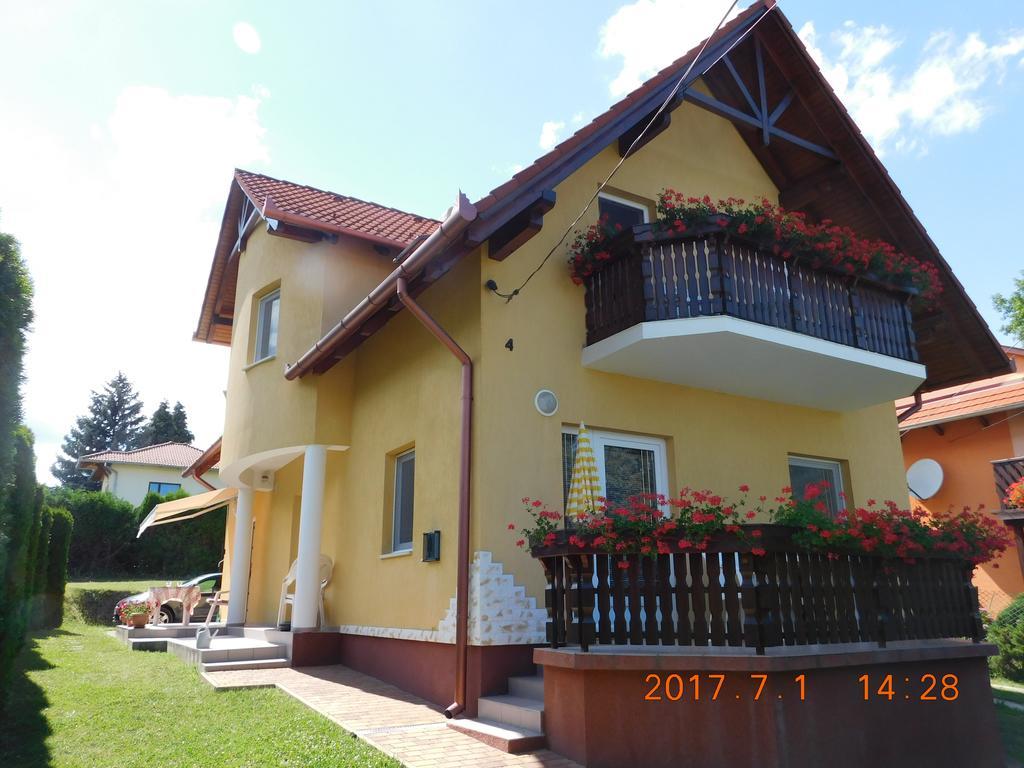 Akacfa Hortenzia Apartman Zalakaros Luaran gambar